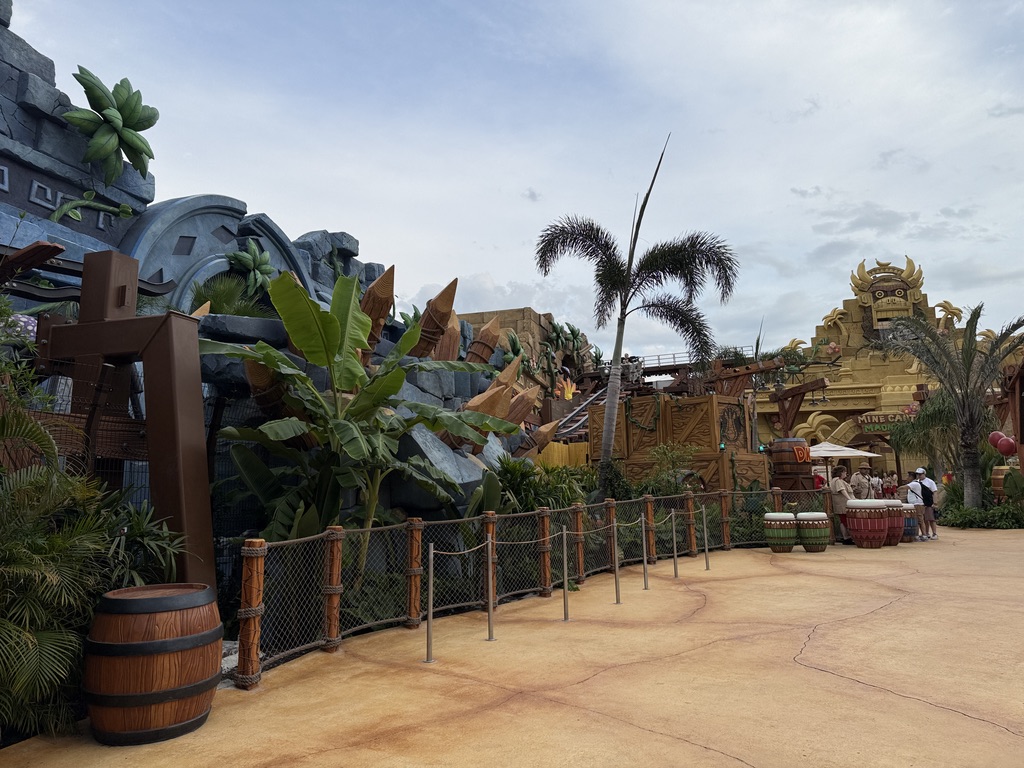 Montanha russa de Donkey Kong, Mine-Cart Madness, em Super Nintendo World, no Epic Universe, da Universal em Orlando