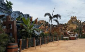 Montanha russa de Donkey Kong, Madcart Madness, na área de Nintendo World no Epic Universe, novo parque da Universal Orlando