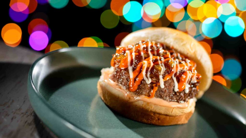 lanchinho parte da seleção gastronômica especial natalina da Festa Jollywood Nights que acontece anualmente em Walt Disney World Resort no parque temático Hollywood Studios