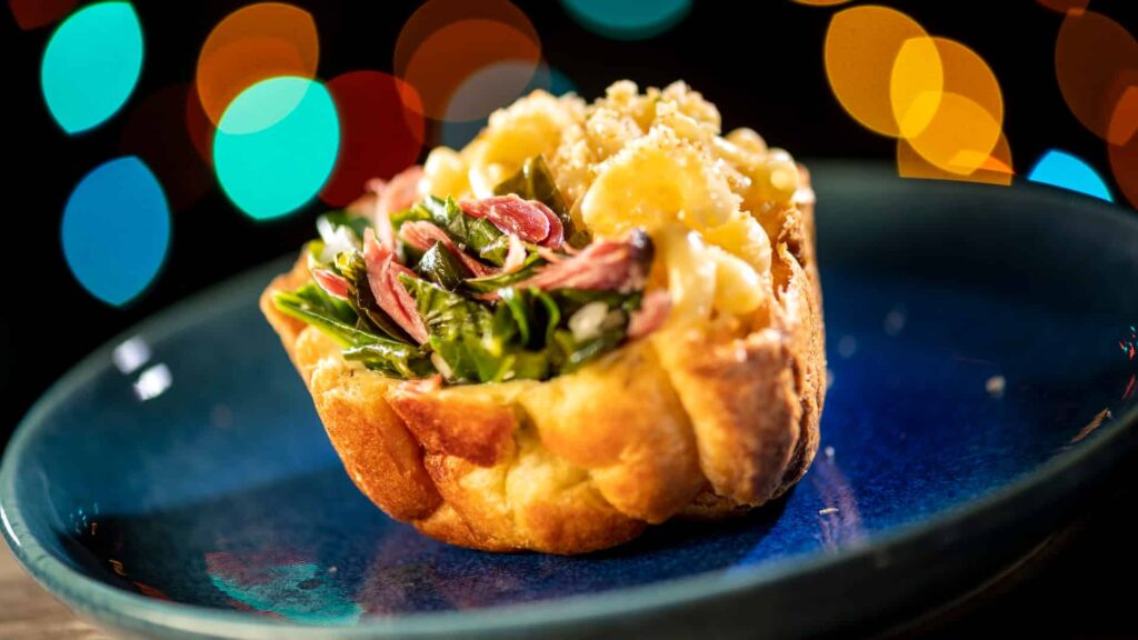 Popover de peru com pure de batata que será parte do menu especial da festa natalina do parque de Wat Disney World Resort, a Jollywood Nights que acontece no parque temático Hollywood Studios