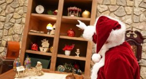 Papai Noel em Disney Springs durante as festas de Natal em Walt Disney World Resort