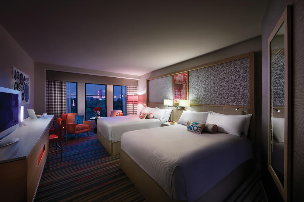 Quarto Hotel Hard Rock Cafe no complexo da Universal Orlando Resort, um hotel de luxo com direito a Express Pass
