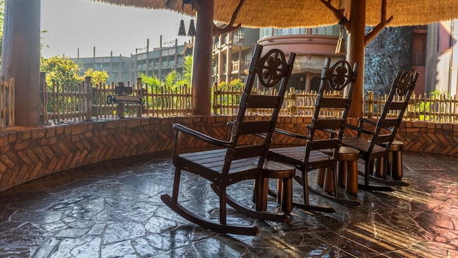 área de descanso e observação de animais no Disney's Animal Kingdom Lodge hotel de luxo dentro do Resort Walt Disney World, nas proximidades do parque temático Animal Kingdom