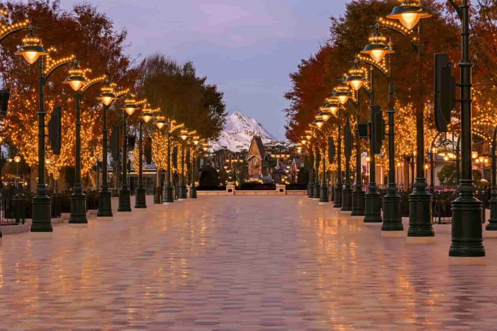 Foto conceitual da nova área Adventure World que inaugura em março de 2026 na Disneyland Paris