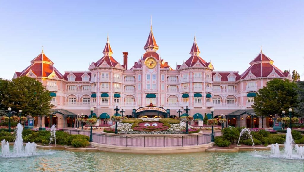 Hotel mais tradicional de todos no resort francês, Disneyland Hotel na Disneyland Paris
