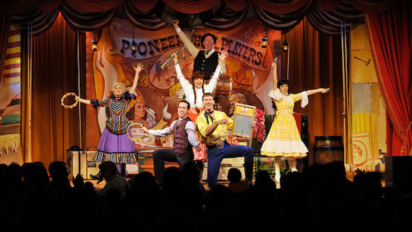 Show no restaurante Hoop Dee Doo Musical Revue no Fort Wilderness Resort, hotel do complexo de Walt Disney World Resort