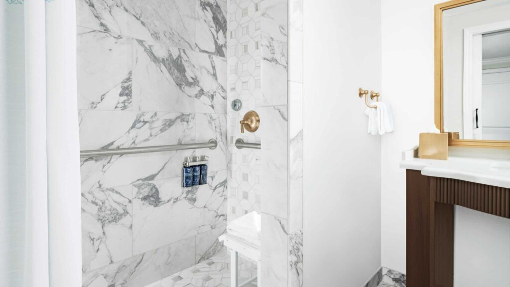 Banheiro do Disney's Riveira Resort, hotel de luxo do complexo Walt Disney World Resort em Orlando na Flórida