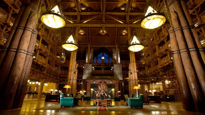 Lobby do Disney's Wilderness Lodge, hotel de luxo dentro do resort Walt Disney World