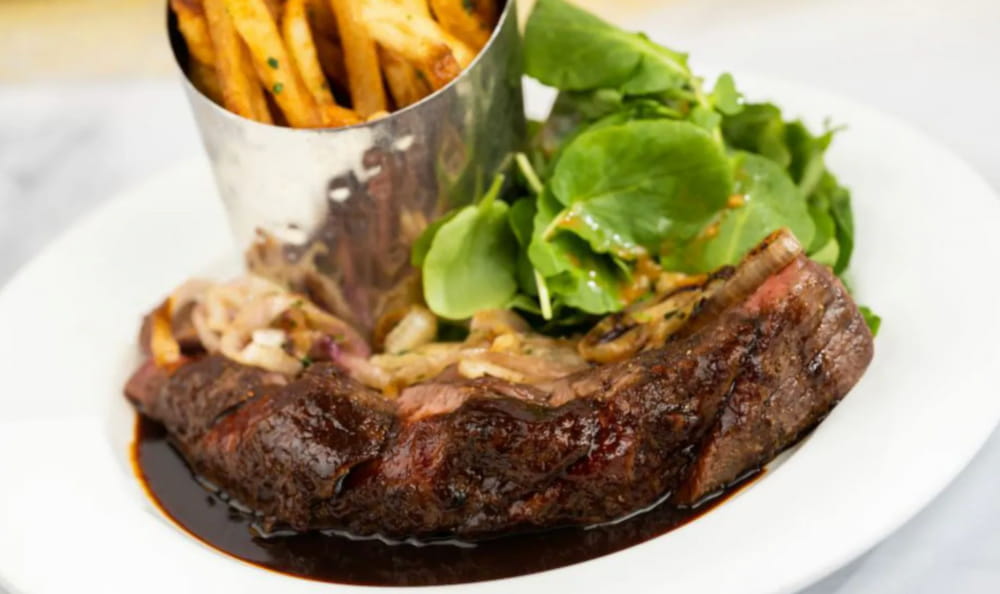 Prato servido no restaurante Be Our Guest que fica no Castelo da Fera dentro do parque Disney's Magic Kingdom em Orlando