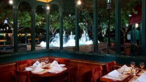 Restaurante Chefs de France, restaurante típico francês que fica dentro do parque temático Epcot em Walt Disney World Resort