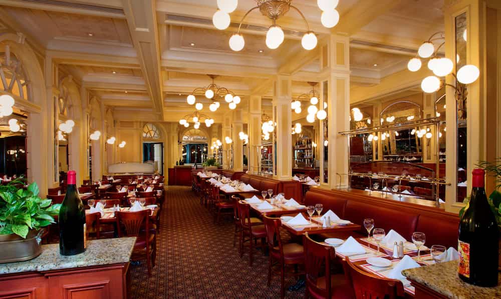 Restaurante Chefs de France, restaurante típico francês que fica dentro do parque temático Epcot em Walt Disney World Resort