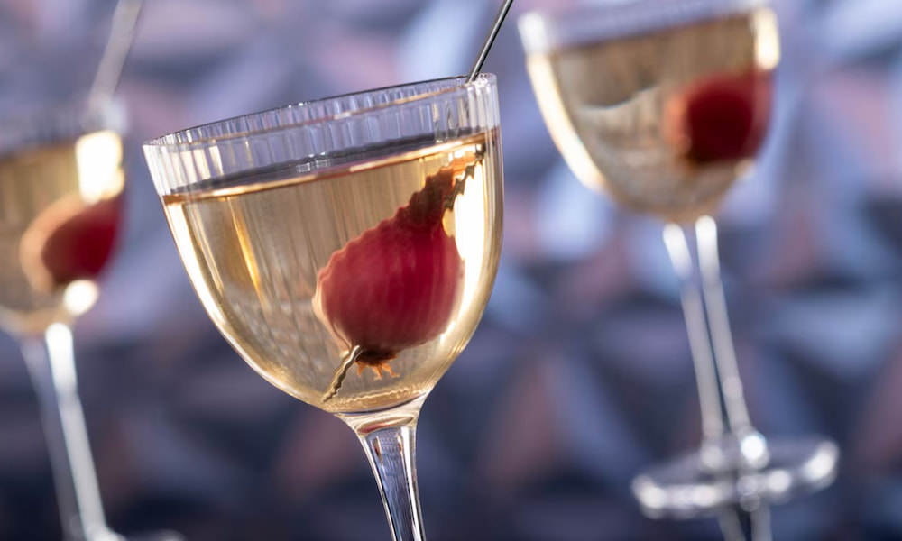 Um dos drinks servidos no bar exclusivo para adultos maiores de 21 anos no GEO82 dentro do Epcot em Walt Disney World Resort que fica em Orlando