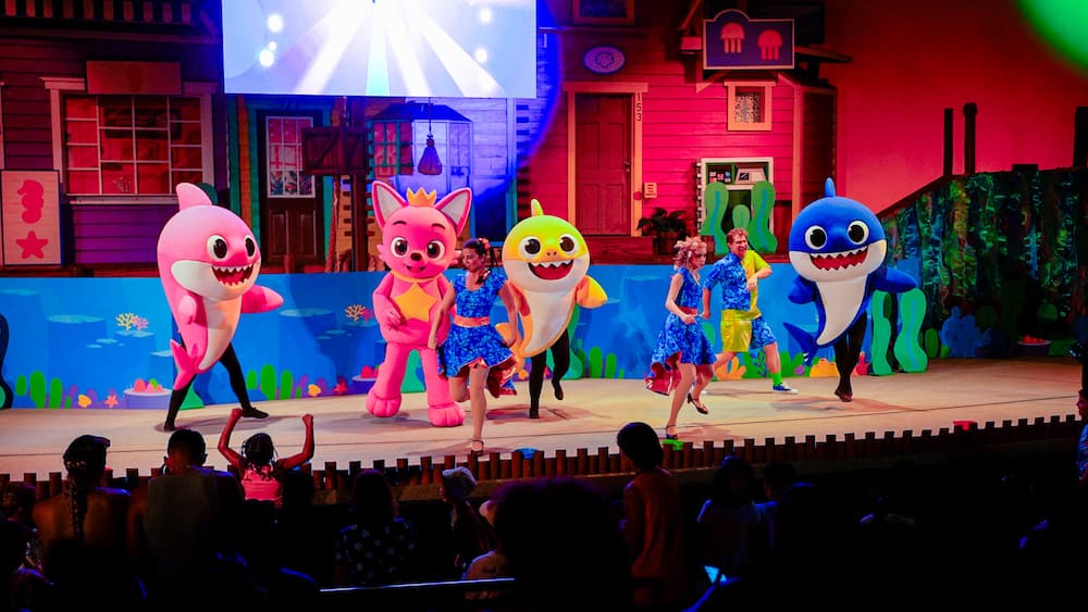 Baby shark e sua turma em show especial no SeaWorld