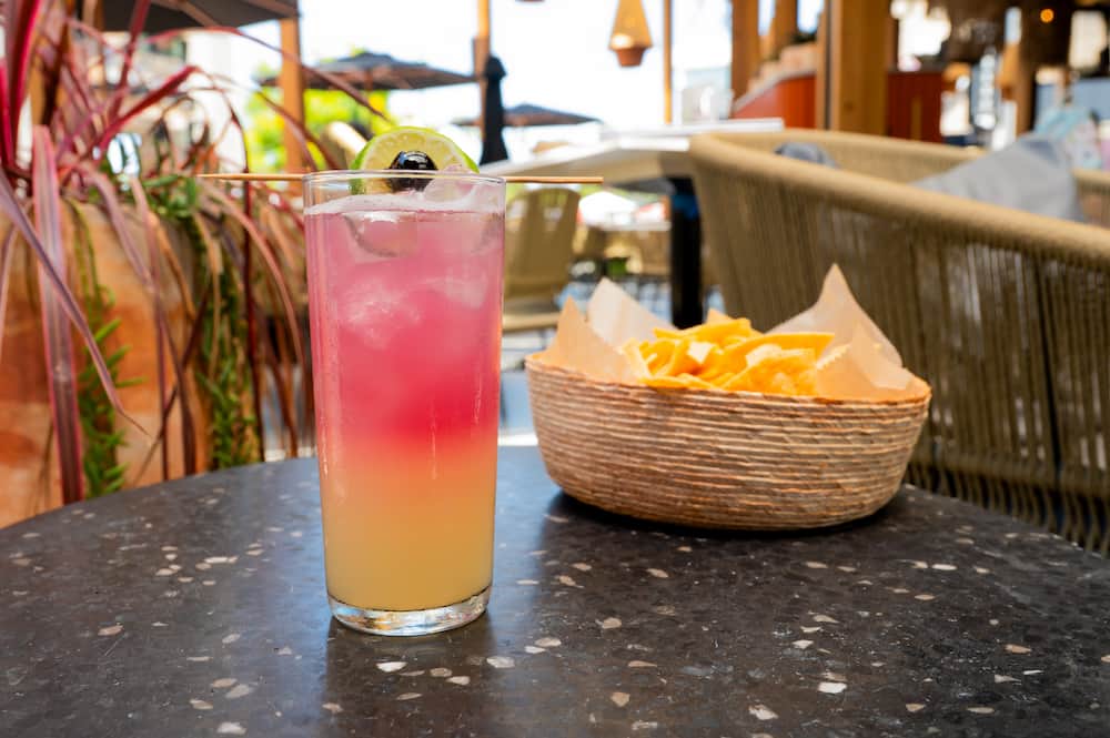 Doces e bebidas especiais que são servidos durante o Dia D23 na Disneyland Califórnia
