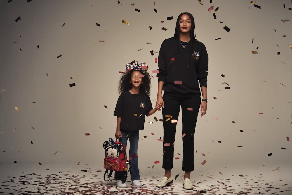 Coleção comemorativa do Mickey Feiticeiro que será estrela da Disney na parada da Macy's em 2026 no dia de Ação de Graças em Nova York