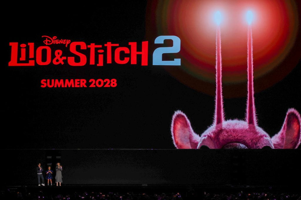 Poster anuncia Lilo & Stitch 2 com Angel na D23 2026