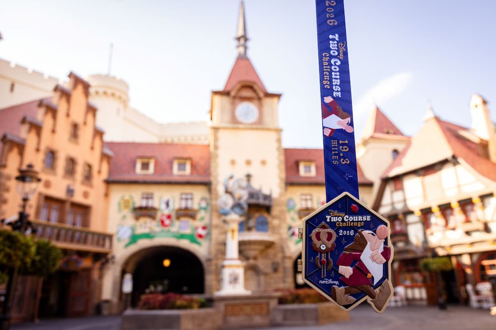 Medalha do desafio de corridas Disney durante o Food&Wine
