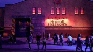 Universal Horror Unleashed é a experiência da Universal em Las Vegas que é tipo Halloween dos parques, porém mais intensa