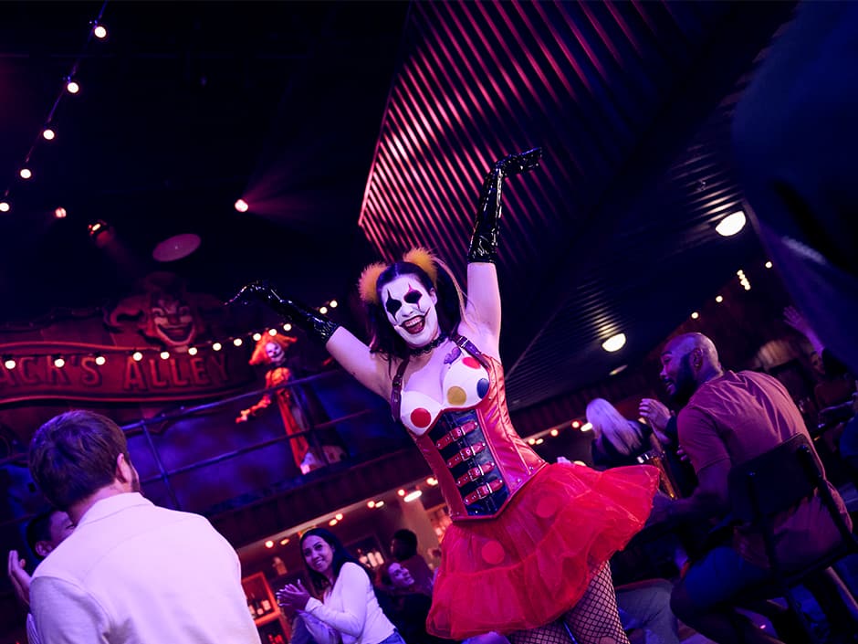 Universal Horror Unleashed é a experiência da Universal em Las Vegas que é tipo Halloween dos parques, porém mais intensa