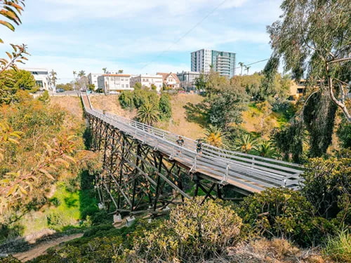 Quince Street Bridge, parte da trilha de San Diego que passa pelo centro
