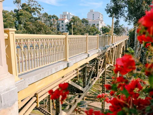 First Avenue Bridge, parte da trilha de San Diego que passa pelo centro