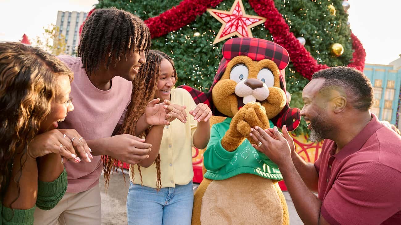 Earl the Squirrel, o esquilo da Universal volta a fazer aparições durante o período de Natal e Ação de Graças